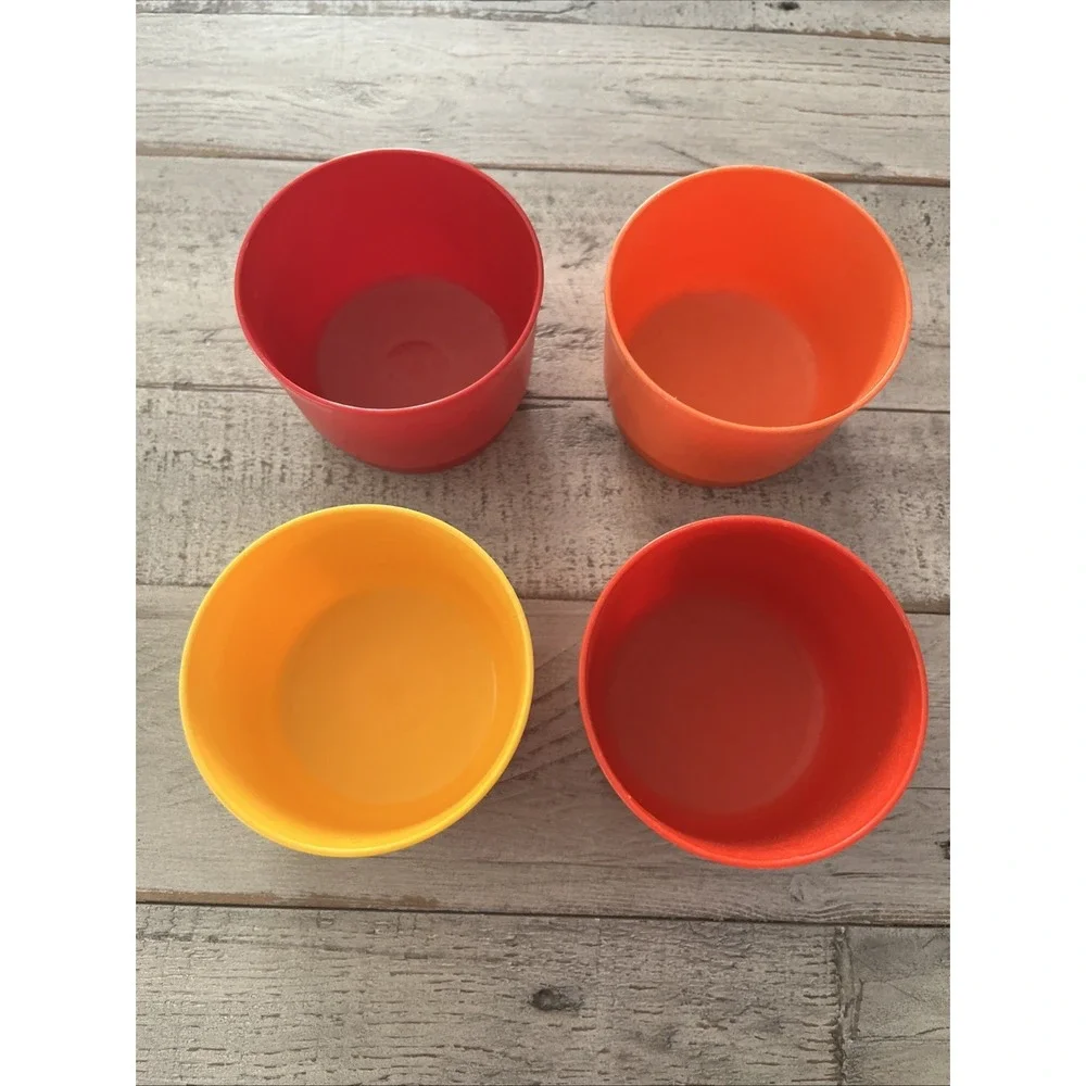 Tupperware 15 Misc Items‎ - Snack Cups, S/P Shaker, Colander, Burger Press